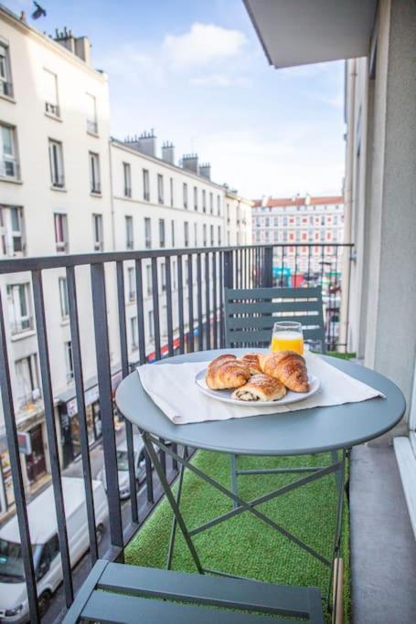 Grand 2 Pieces Balcon Parking Porte Paris Aubervilliers Exterior photo